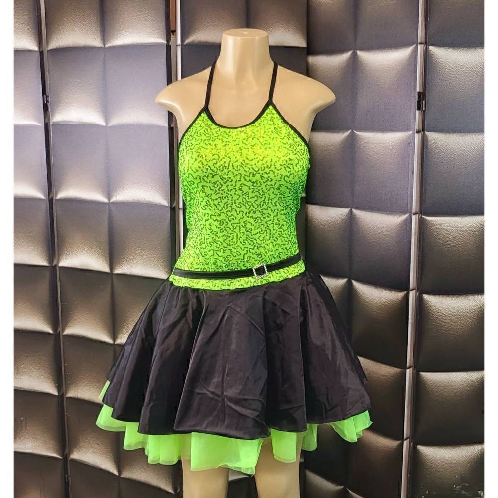 Dance costume  